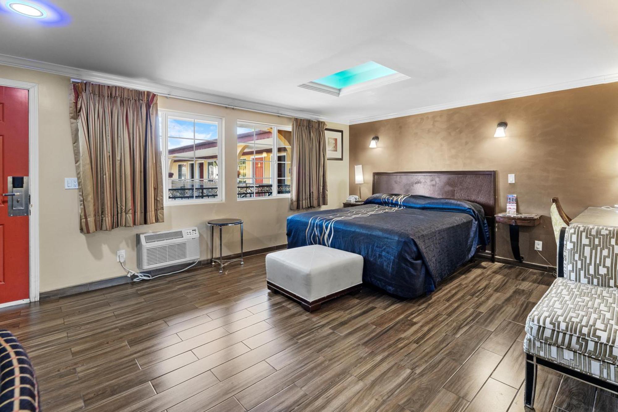 Sky Palm Motel - Orange Dış mekan fotoğraf
